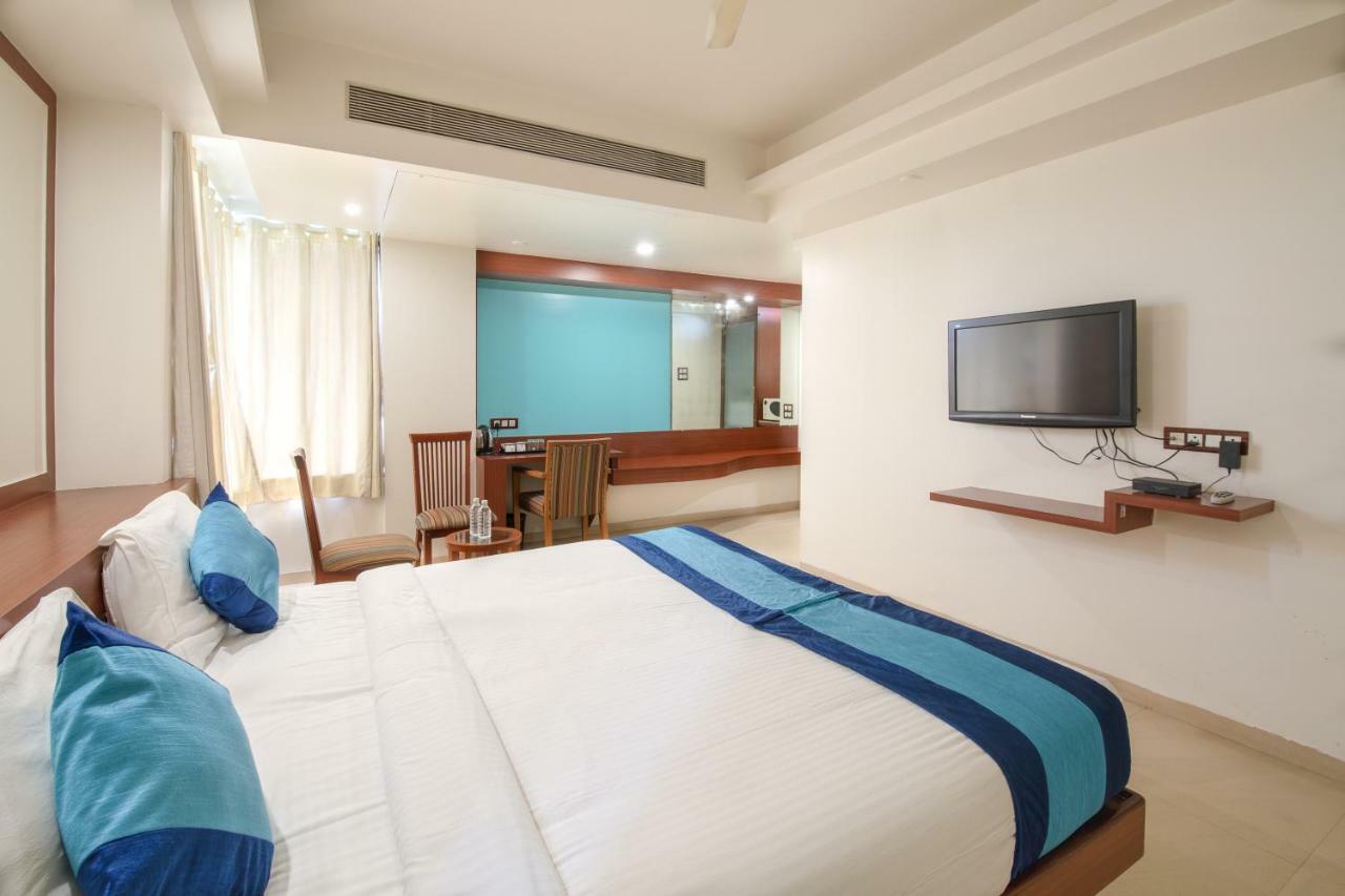 Hotel Mint Montvert, Baner Púna Kültér fotó