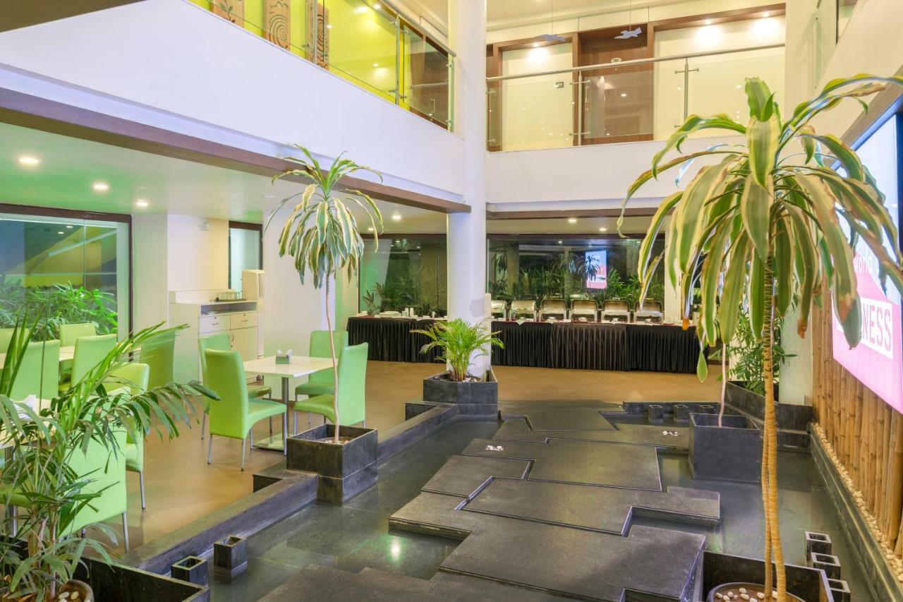 Hotel Mint Montvert, Baner Púna Kültér fotó