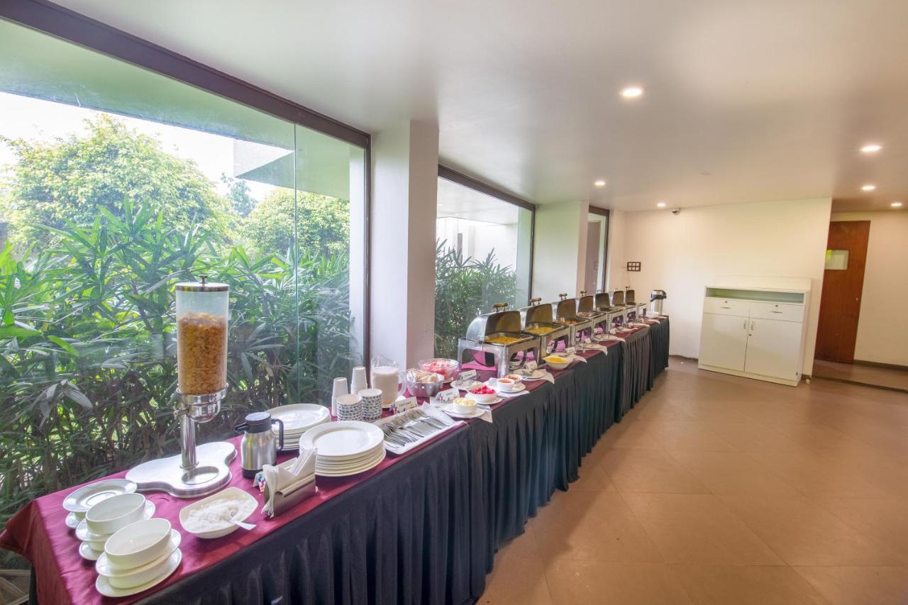 Hotel Mint Montvert, Baner Púna Kültér fotó